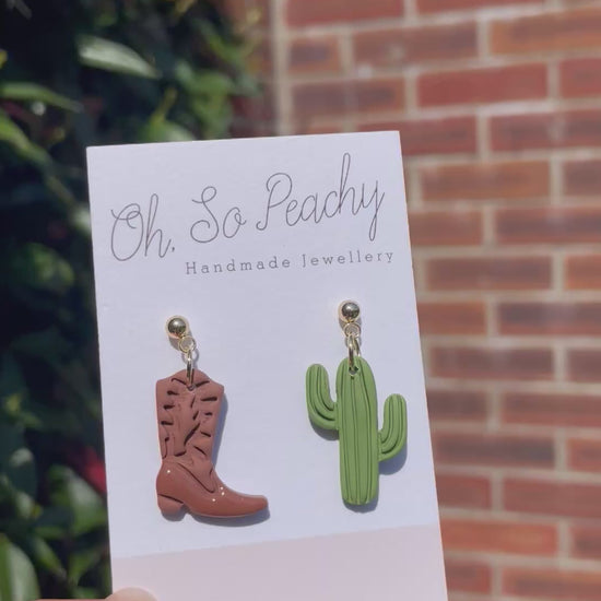 Polymer clay cowboy boot and cactus ball stud earrings video